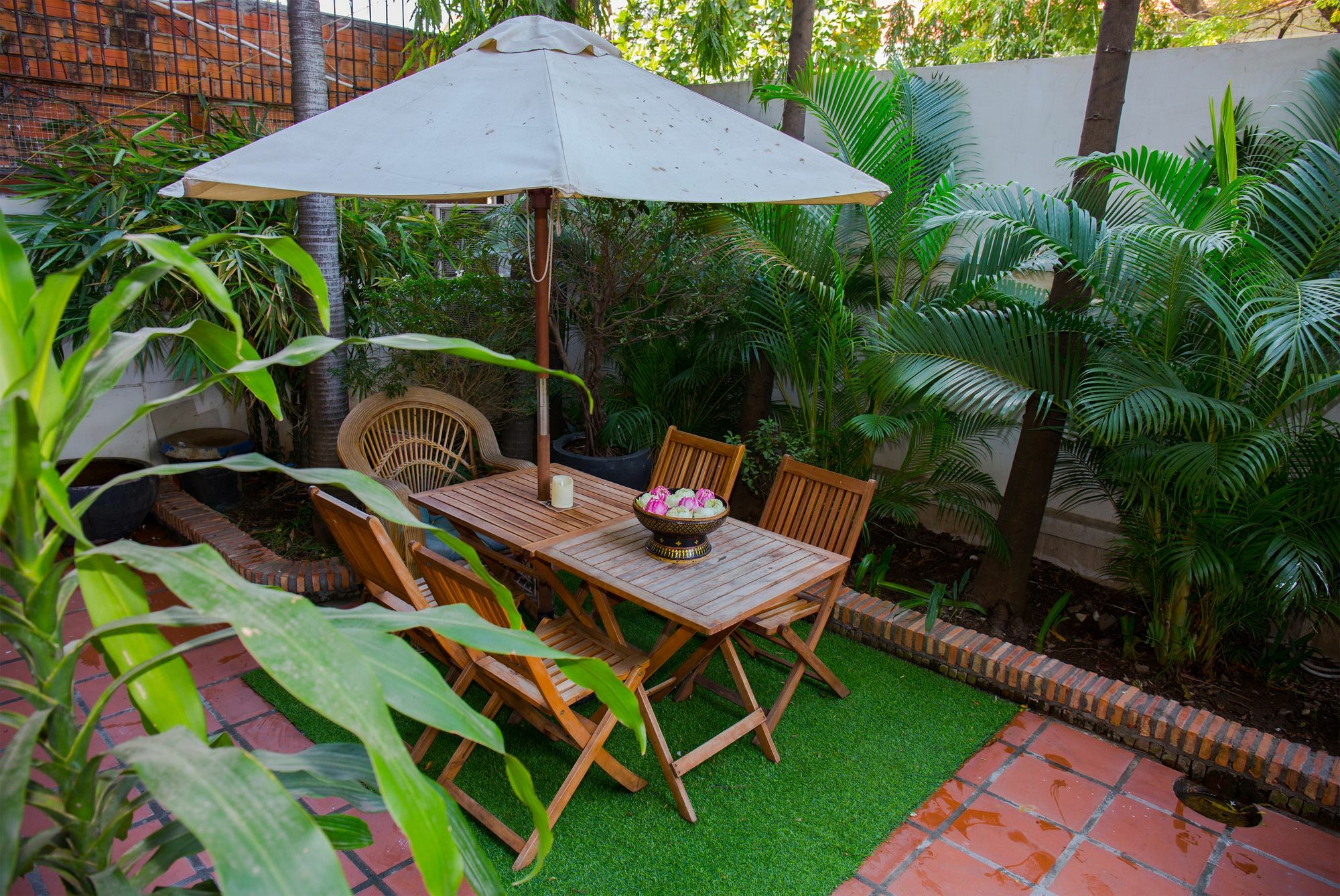 Villa Silk Road Hotel Phnom Penh Exterior photo